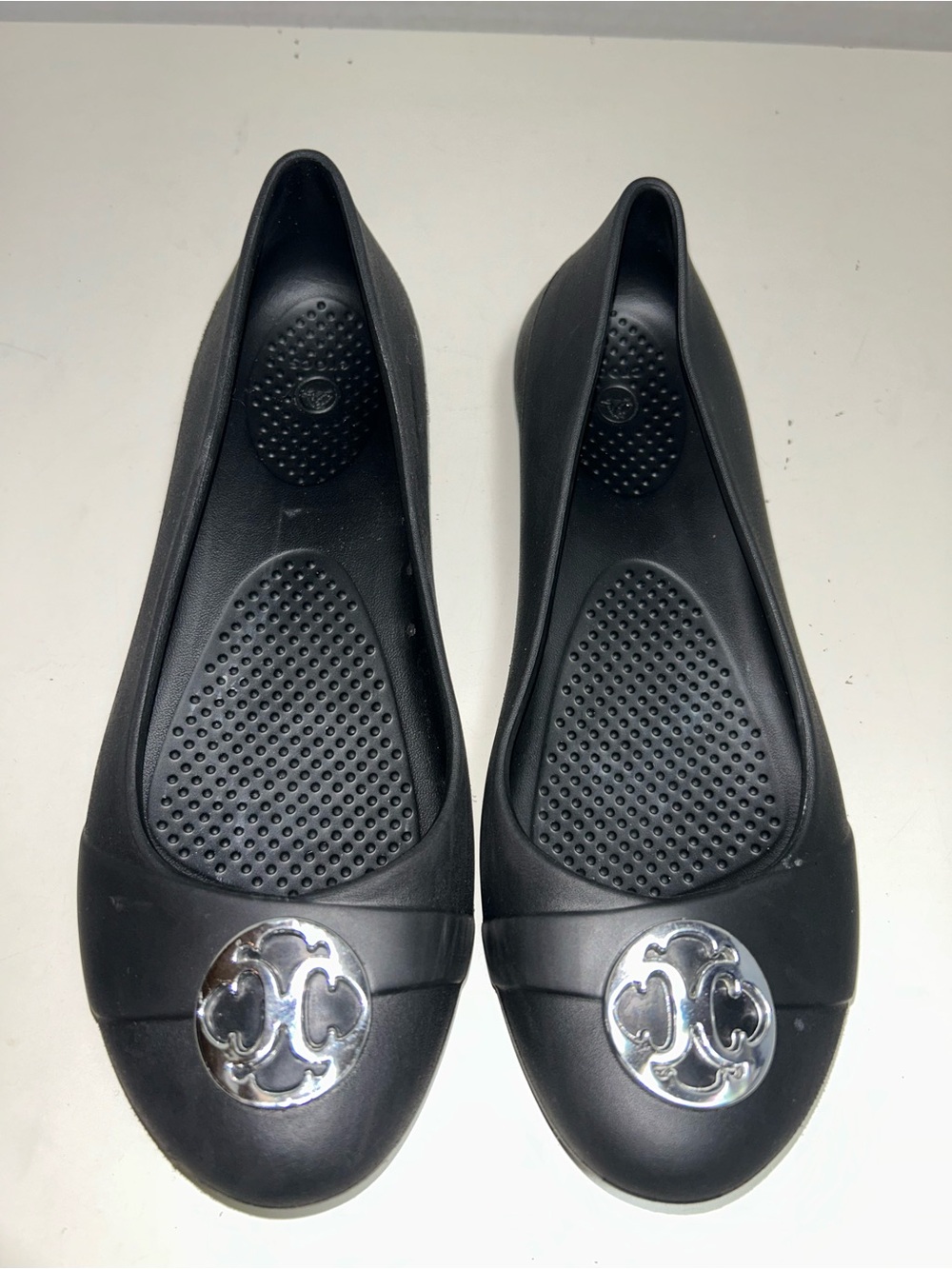 Crocs Gianna Disc Black Silver Logo Slip On Ballet Flats